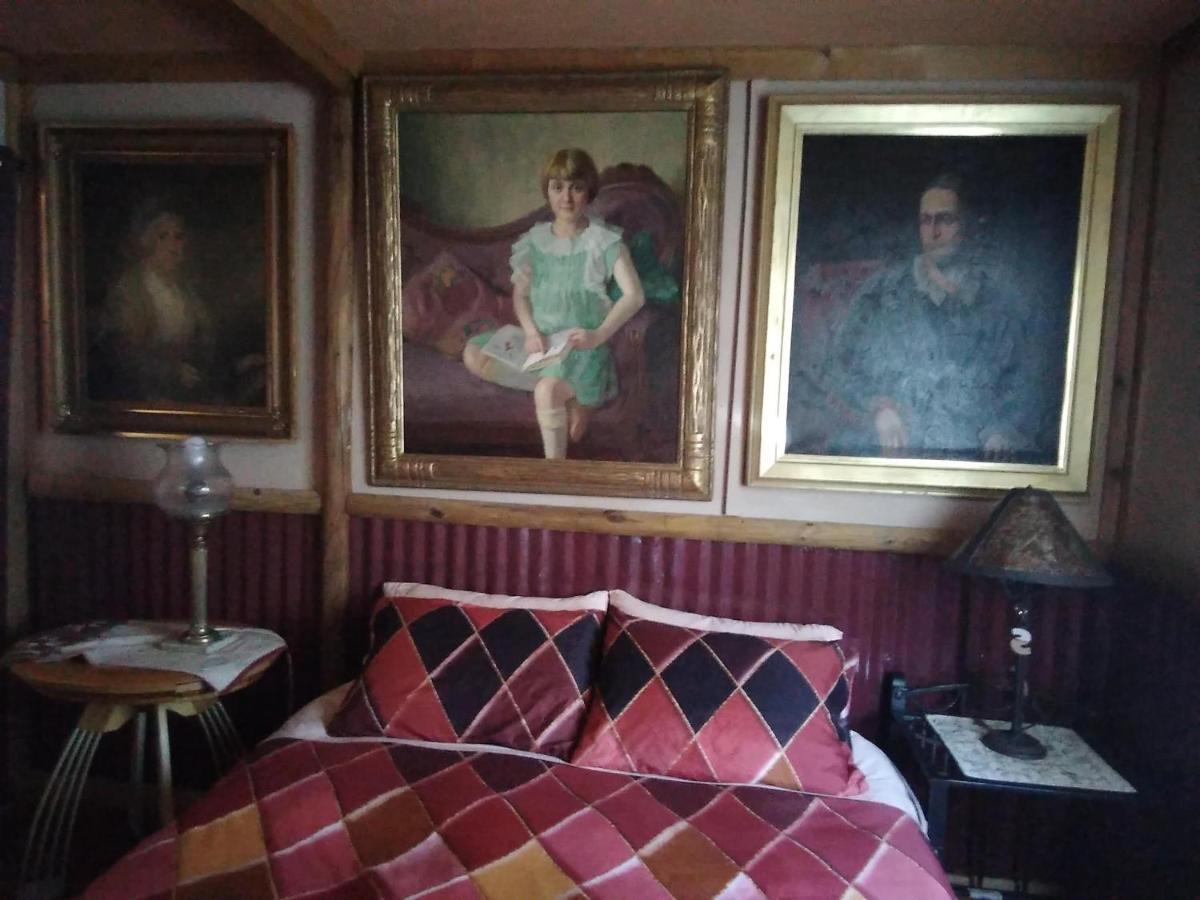 La Loma Del Chivo Llc - The Spirit Room Маратон Экстерьер фото